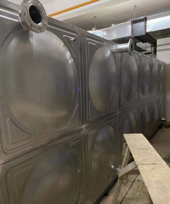 新余日常维护不锈钢水箱的流程是怎样的